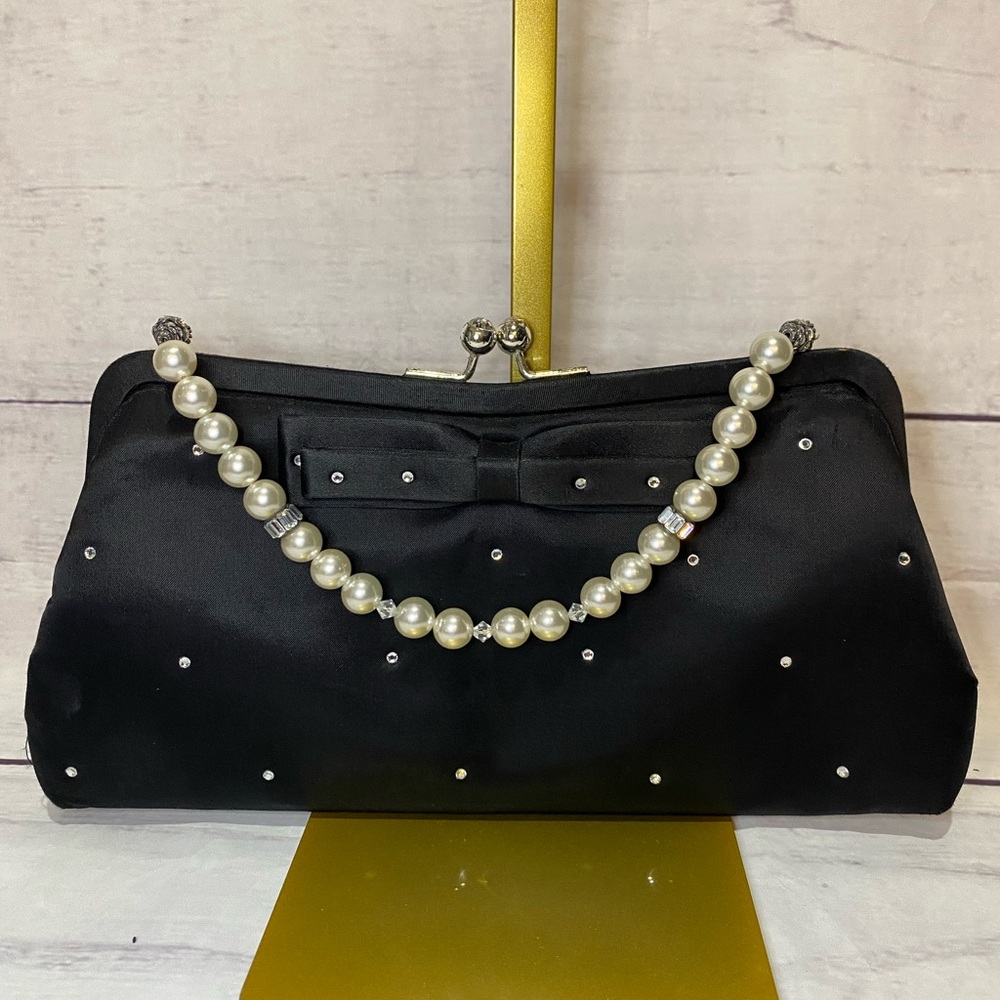 Authentic Vintage Lily Scott Evening Bag/Clutch with Pearl and Crystal Strap